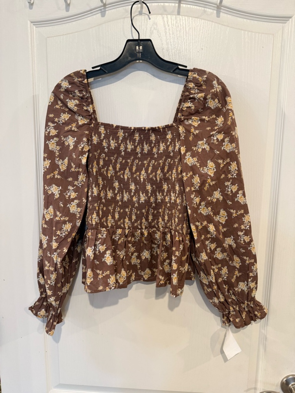 Dizzy Lizzy Long Balloon Sleeve Smocked brown floral Blouse large new w tags